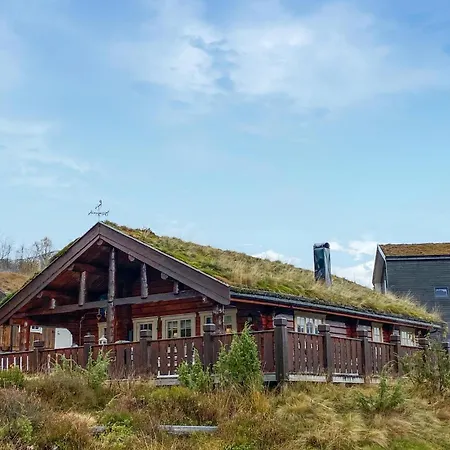 3 Bedroom Beautiful In Straumgjerde Casa de Férias *