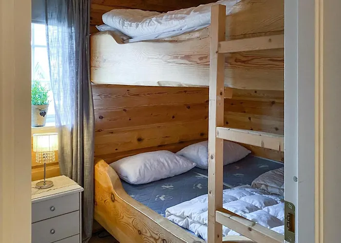 3 Bedroom Beautiful In Straumgjerde Дом отдыха *