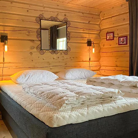 3 Bedroom Beautiful In Straumgjerde Vakantiehuis *